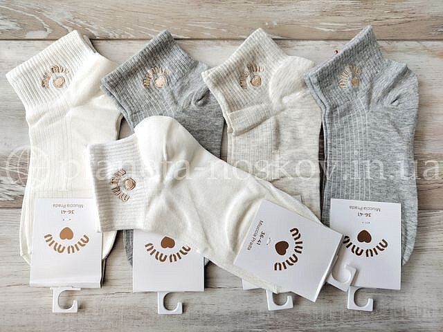 Носки женские хлопковые ТМ «Miu Miu» короткие с широкой резинкой, вышивка "Miu Miu и сердечко", XB002.