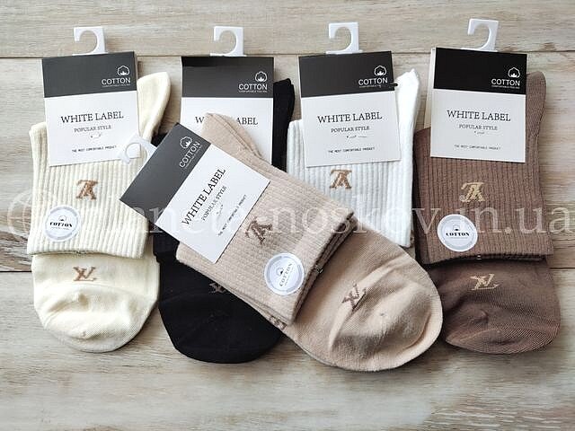 Носки женские хлопковые ТМ "ЛАСТІВКА" средней высоты, с высокой резинкой, принт "LV", C1996-3.