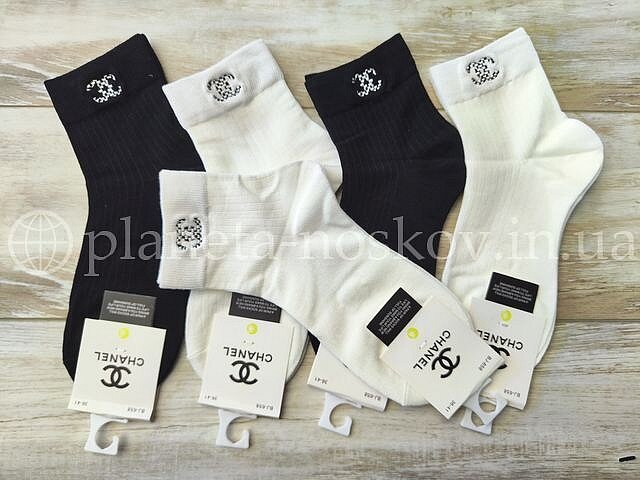 Носки женские бамбуковые ТМ "CHANEL" средней высоты, однотонные с логотипом на резинке, BJ658.